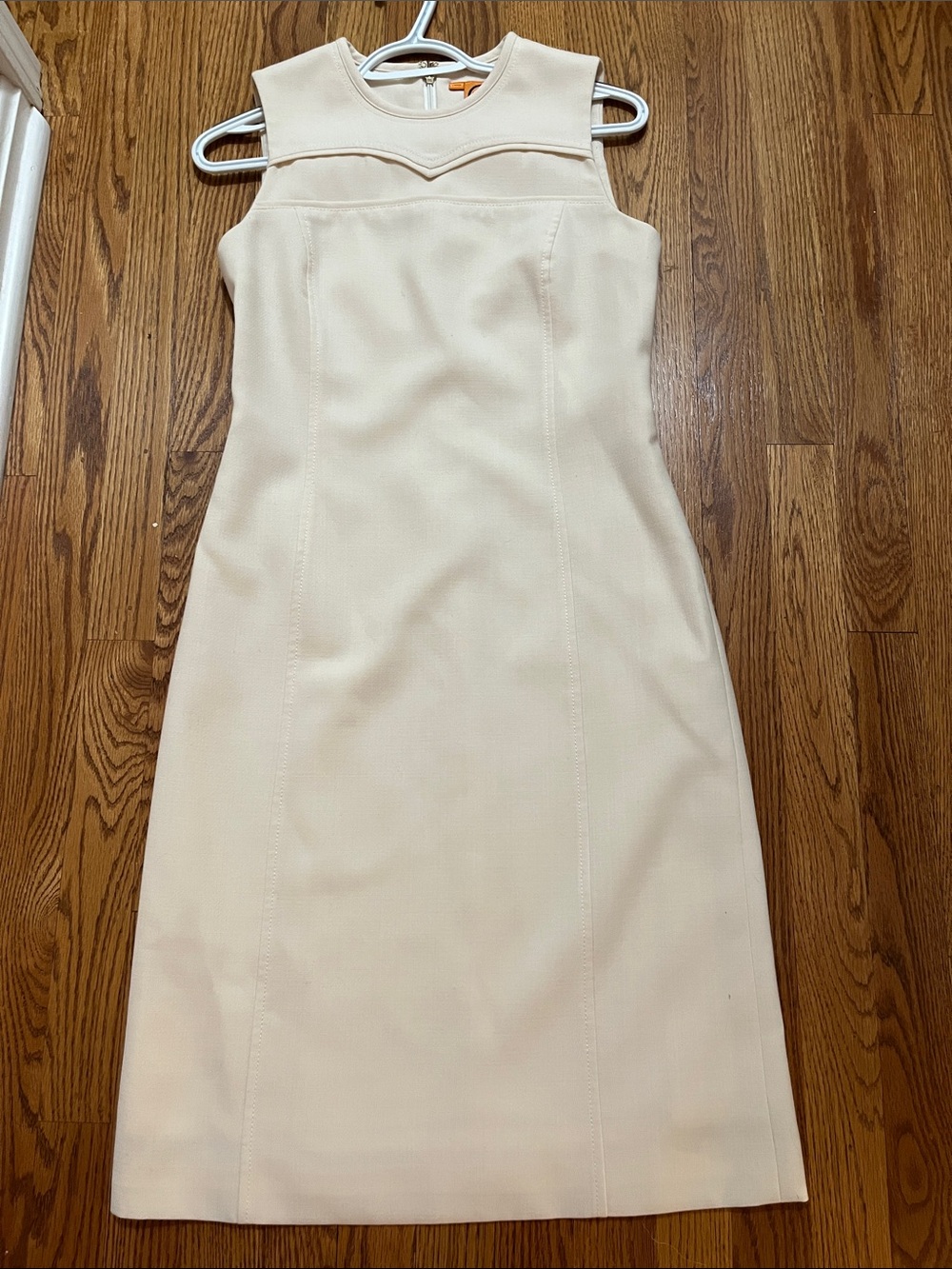 Tory Burch Sleeveless Cream Sheath Dress